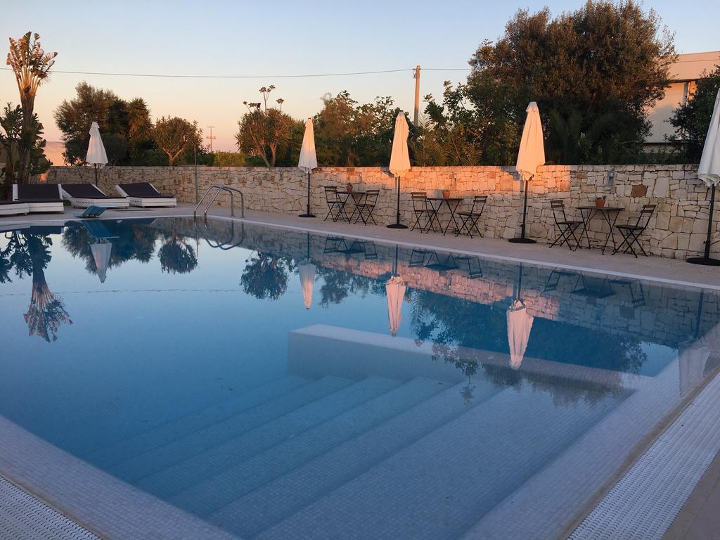 Carone Suite-Charme&Pool Polignano a Mare Exterior foto